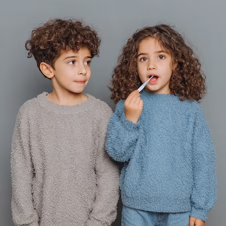 siblings taking dna test